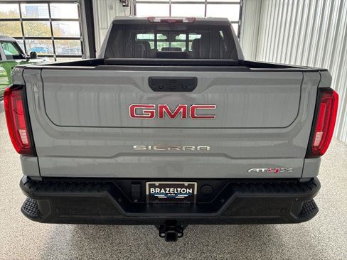 Used 2024 GMC Sierra 1500 AT4X image 6