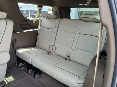 New 2026 GMC Yukon XL Denali w/ Sun & Power Step Package AWD/4WD image 18