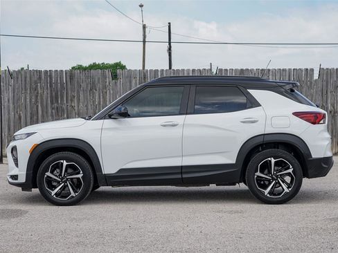 Used 2021 Chevrolet TrailBlazer RS w/ Technology Package FWD image 7