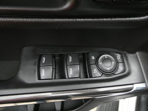Used 2021 GMC Sierra 1500 AT4 w/ Technology Package AWD/4WD image 30