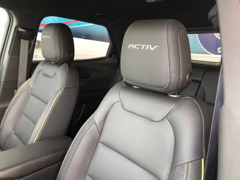 Used 2025 Chevrolet TrailBlazer ACTIV w/ Convenience Package FWD image 21