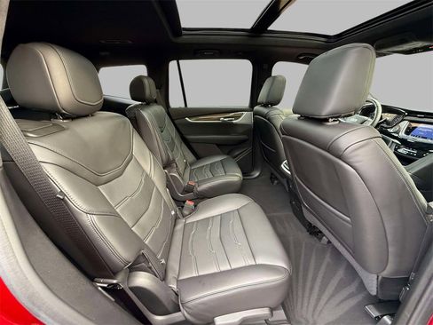 Used 2024 Cadillac XT6 Sport w/ Platinum Package image 16