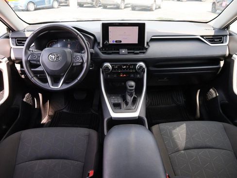 Used 2025 Toyota RAV4 XLE w/ Weather Package AWD/4WD image 20