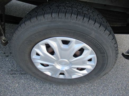 Used 2016 Ford Transit 250 148 Medium Roof w/ Interior Upgrade Package image 9