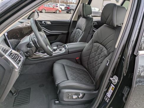 New 2026 BMW X7 xDrive40i w/ Executive Package AWD/4WD image 8