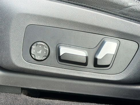 Used 2023 BMW X3 xDrive30i w/ Premium Package w/ZPA image 25