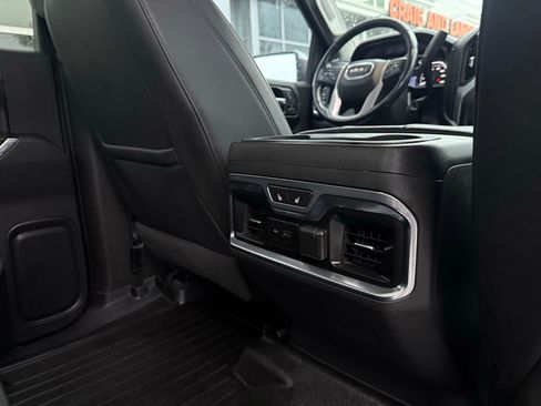 Used 2021 GMC Sierra 1500 SLT image 34