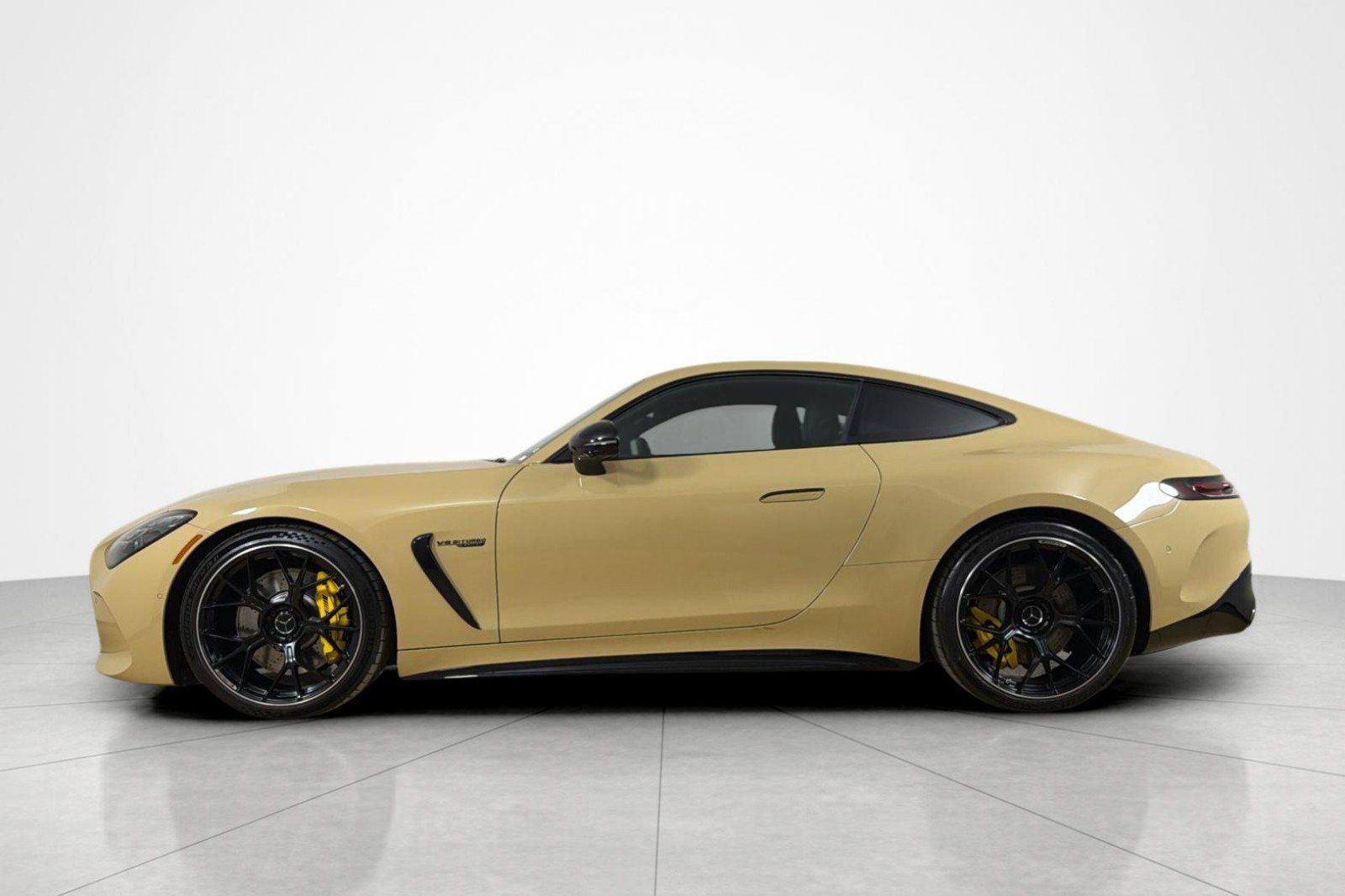 Used 2025 Mercedes-Benz AMG GT 55 image 2