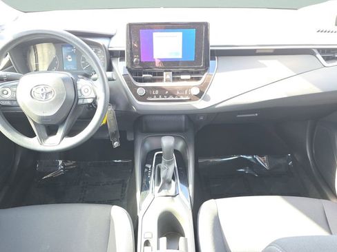 Used 2024 Toyota Corolla LE FWD image 11