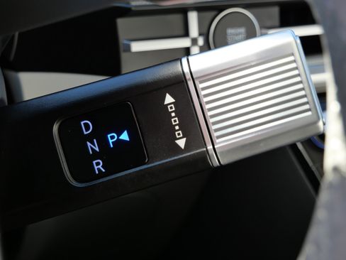 Certified 2025 Hyundai Santa Fe SEL image 25