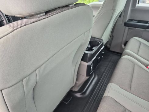 Used 2016 Ford F150 XL w/ Equipment Group 101A Mid AWD/4WD image 18