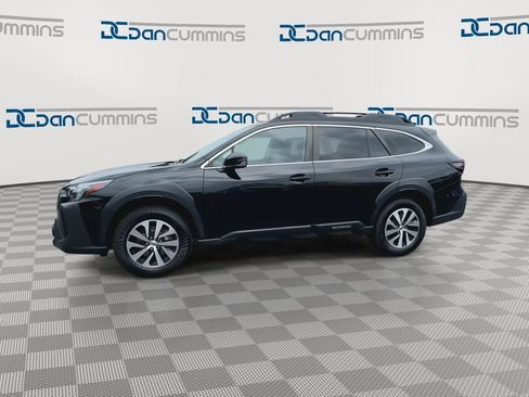 Used 2023 Subaru Outback Premium AWD/4WD image 5