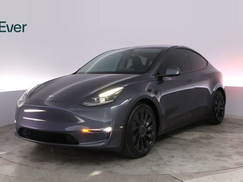 Used 2023 Tesla Model Y Performance AWD/4WD image 2