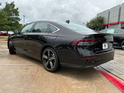 Used 2024 Honda Accord Sport image 8