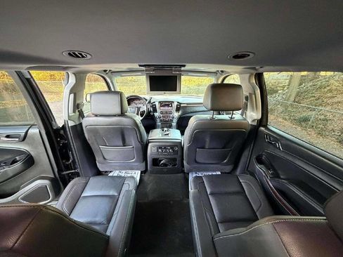 Used 2016 GMC Yukon SLT w/ Open Road Package image 9