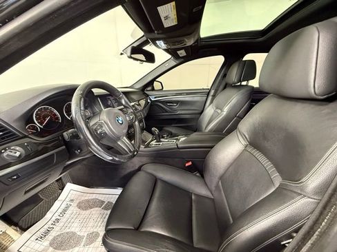 Used 2014 BMW 550i Sedan w/ Executive Package image 13