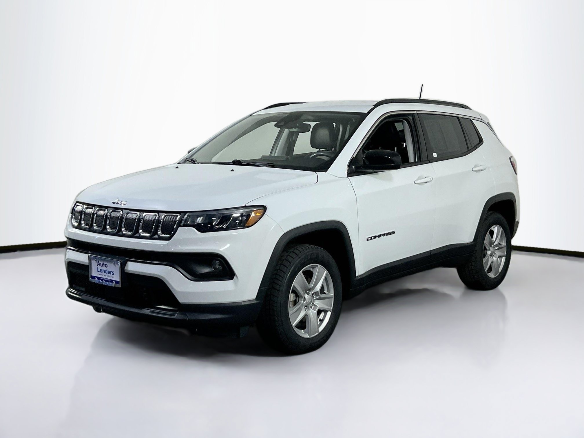 Used 2022 Jeep Compass Latitude w/ Convenience Group AWD/4WD image 1