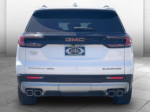 Used 2024 GMC Acadia Elevation AWD/4WD image 3