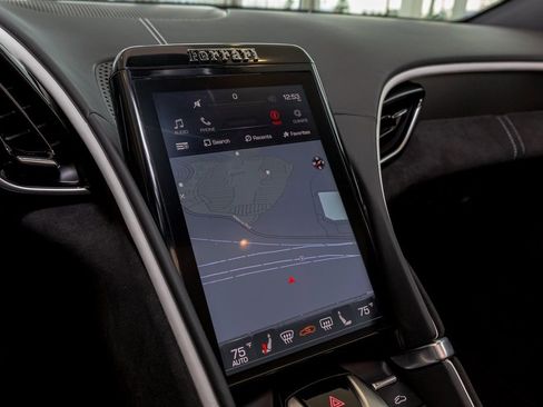 Used 2024 Ferrari Roma Spider image 21