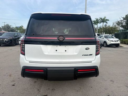 Used 2025 Nissan Armada PRO-4X w/ Pro-4X Premium Package AWD/4WD image 5