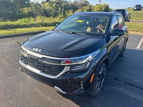 Used 2024 Kia Seltos SX w/ SX Sunroof Package AWD/4WD image 7