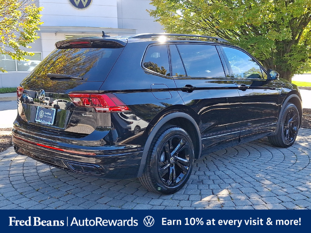 Certified 2024 Volkswagen Tiguan SE R-Line AWD/4WD image 7