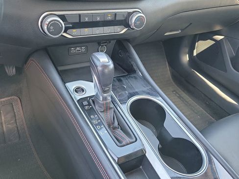 Used 2024 Nissan Altima 2.5 SR FWD image 17