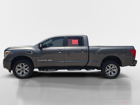 Certified 2024 Nissan Titan SV w/ SV Convenience Package AWD/4WD image 2