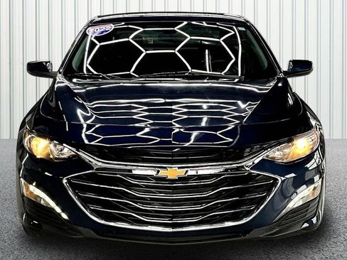 Used 2022 Chevrolet Malibu LT image 2