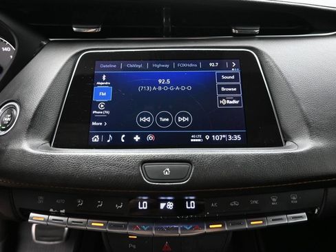 Used 2022 Cadillac XT4 Sport w/ Safety Alert Package FWD image 27