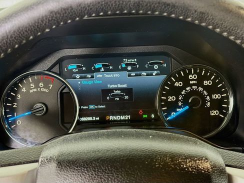 Used 2015 Ford F150 Lariat w/ Equipment Group 501A Mid image 15