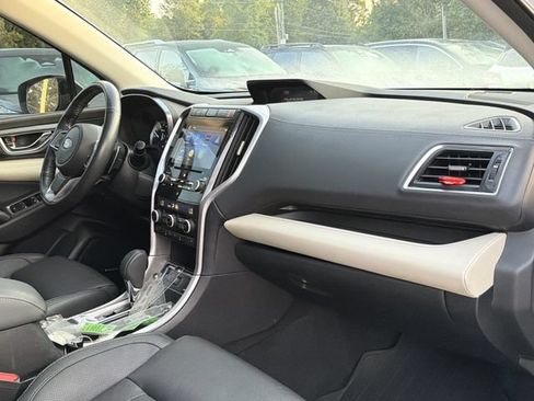 Used 2022 Subaru Ascent Limited w/ Technology Package AWD/4WD image 21