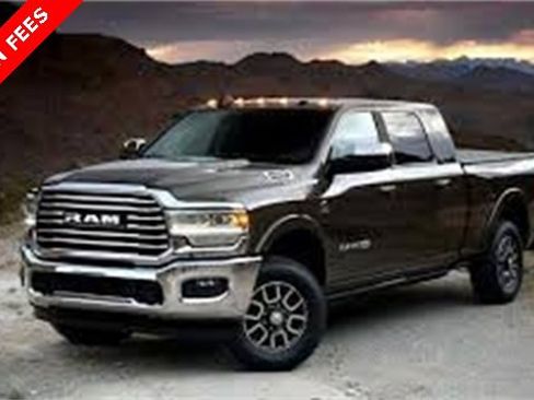 Used 2024 RAM 2500 Limited w/ Safety Group image 9