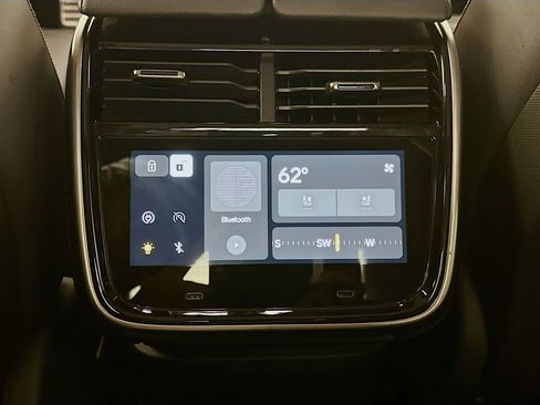 Used 2022 Rivian R1T Adventure image 26