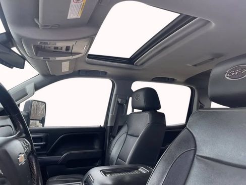 Used 2016 Chevrolet Silverado 3500 LTZ AWD/4WD image 20