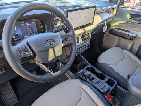 New 2026 Ford Maverick Lariat w/ 4K Tow Package image 43