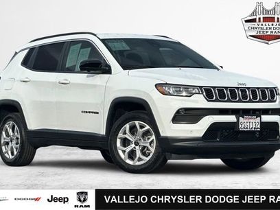 Used 2025 Jeep Compass Latitude w/ Convenience Group