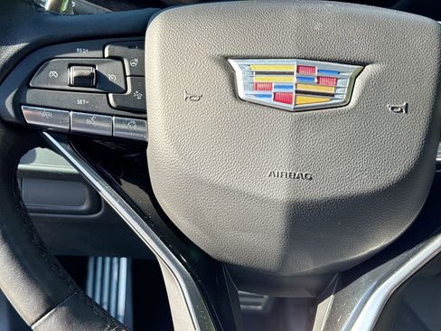 Used 2025 Cadillac CT5 Sport RWD image 17