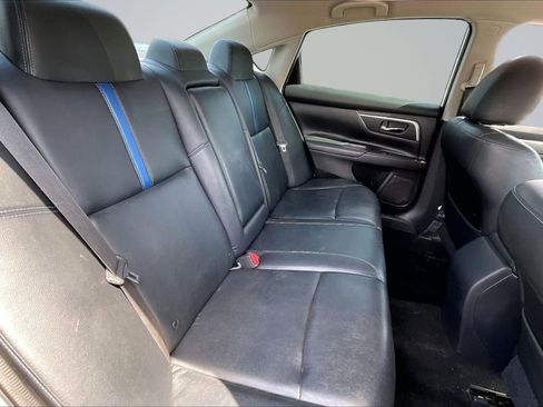 Used 2018 Nissan Altima 2.5 SR w/ SR Midnight Edition FWD image 27