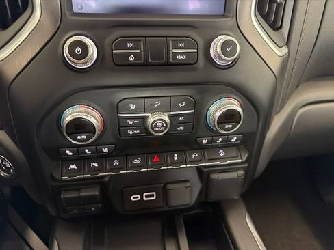 Used 2019 GMC Sierra 1500 AT4 w/ AT4 Premium Package AWD/4WD image 27
