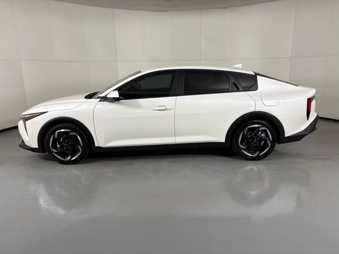 New 2026 Kia K4 EX FWD image 5