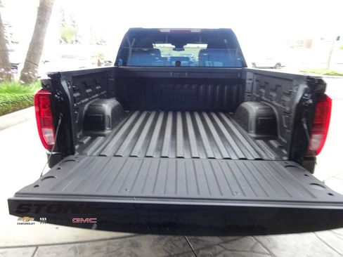 New 2026 GMC Sierra 1500 Elevation AWD/4WD image 8