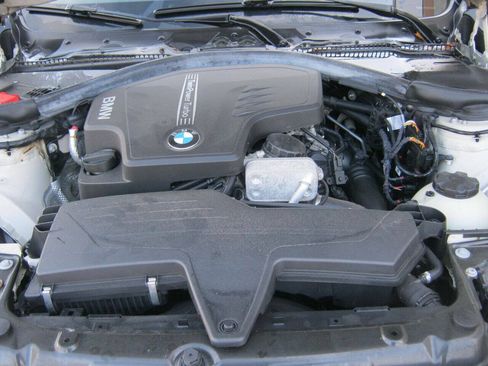 Used 2013 BMW 328i xDrive Sedan AWD/4WD image 14