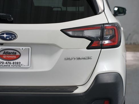 Used 2021 Subaru Outback Premium image 10