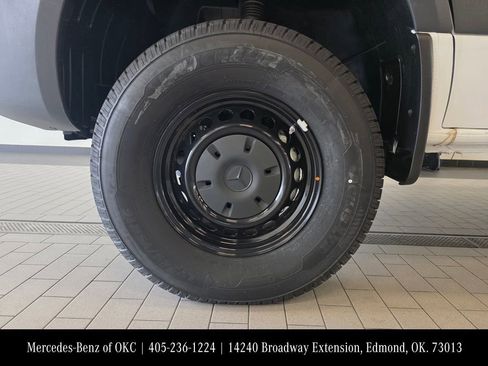 New 2025 Mercedes-Benz Sprinter 2500 image 6