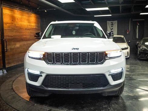 Used 2022 Jeep Grand Cherokee Limited 4xe AWD/4WD image 4