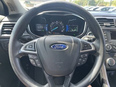 Used 2017 Ford Fusion S image 16