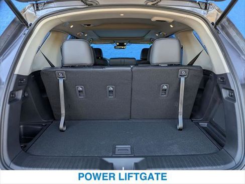 New 2025 Honda Pilot Touring image 23