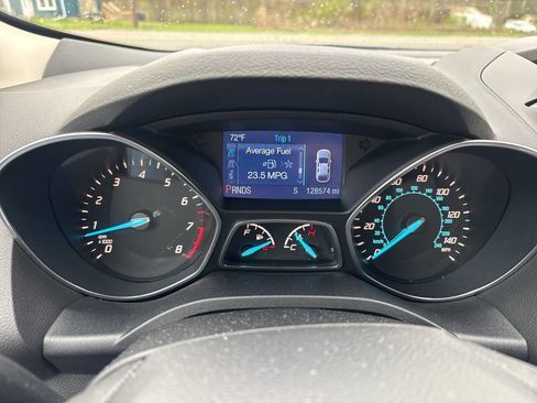 Used 2014 Ford Escape SE image 29