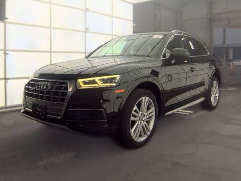 Used 2019 Audi Q5 2.0T Premium Plus w/ Premium Plus Package AWD/4WD image 1